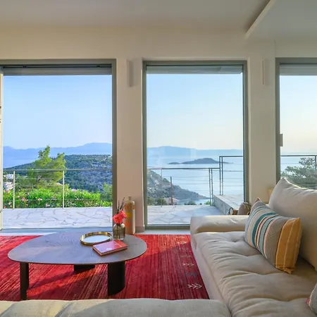 Newly Renovated With Panoramic Sea Views * Pefkali